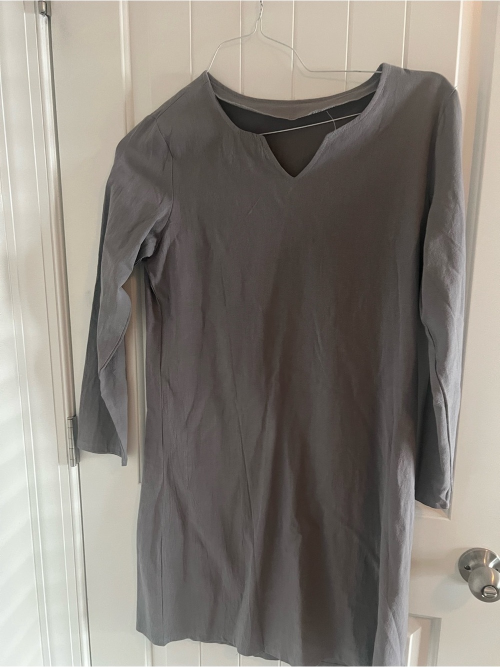 Classic Gray Long-Sleeve Shift Dress with V-Notch